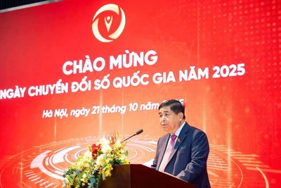 Phó Thủ tướng Chính phủ Nguyễn Chí Dũng phát biểu tại sự kiện. (Ảnh: BÍCH LIÊN)