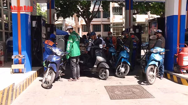 [Video] Chính thức chi tạm ứng 8.000 tỷ đồng bình ổn giá xăng dầu