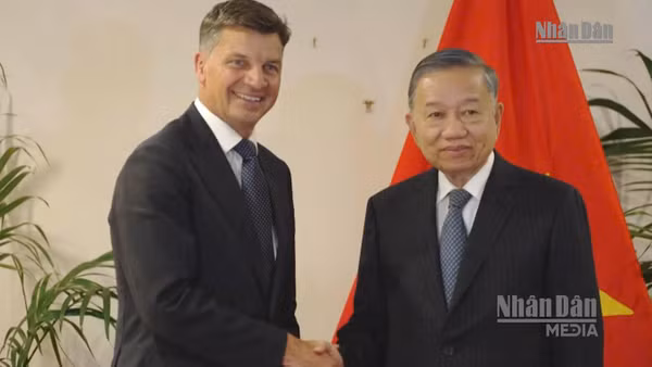 [Video] Thúc đẩy quan hệ đầu tư hai chiều Việt Nam-Australia ngày càng cân bằng và hiệu quả