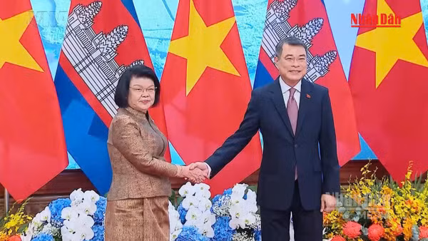 [Video] Việt Nam-Campuchia nhất trí thúc đẩy kết nối hai nền kinh tế