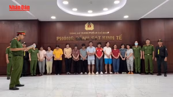 [Video] Phá đường dây mua bán trái phép hơn 16.700 hóa đơn