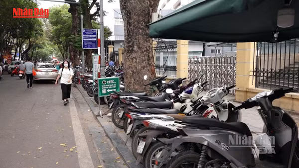 [Video] Từ ngày 1/7, Hà Nội áp dụng thu phí điện tử không dừng tại 100% bãi đỗ xe
