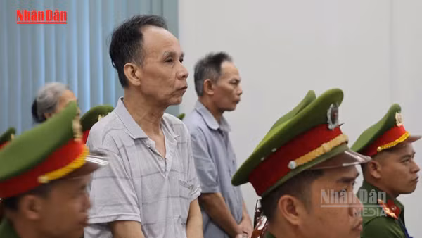 [Video] Tuyên án tù chung thân về tội khủng bố, hoạt động nhằm lật đổ chính quyền nhân dân đối với Đào Minh Quân