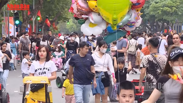 [Video] Không nghỉ liền 9 ngày trong dịp nghỉ lễ Giỗ Tổ và 30/4, 1/5 