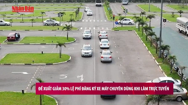 [Video] Đề xuất giảm 30% lệ phí đăng ký xe máy chuyên dùng khi làm trực tuyến