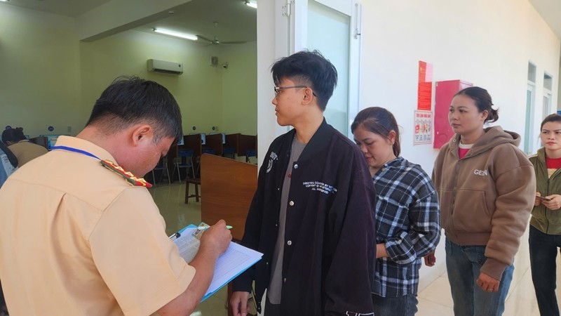 Công an tỉnh triển khai các công tác bảo đảm phục vụ tổ chức sát hạch, cấp giấy phép lái xe trên địa bàn. z6677085019766-0d7d0db03e578923e5e020e2d172a246.jpg