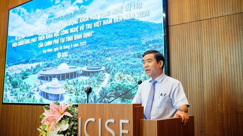 Tiến sĩ Nguyễn Hữu Hà, Phó Giám đốc Sở Khoa học và Công nghệ phát biểu tại Hội thảo. datt2.jpg
