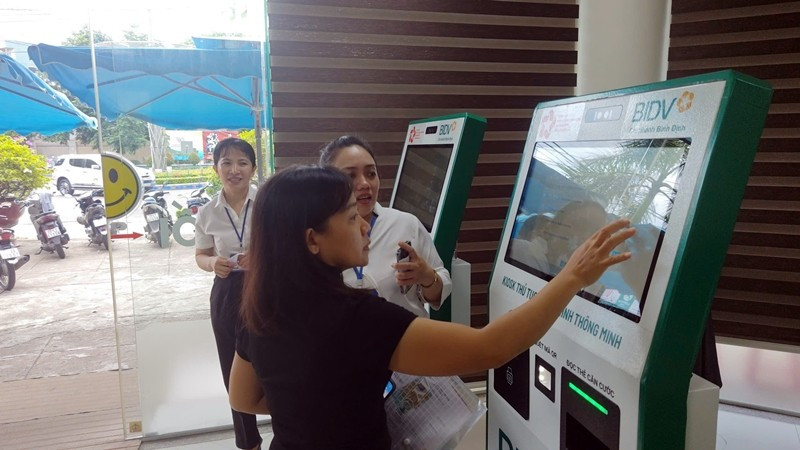 Hướng tới nền hành chính công khai, minh bạch, hiệu quả và thân thiện với người dân. z6764246673925-2f74e2b8bb331b29650004d70c2c1c75.jpg
