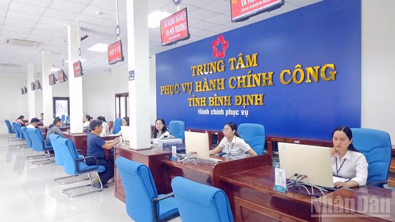 Giải quyết thủ tục hành chính theo mô hình chính quyền 2 cấp.