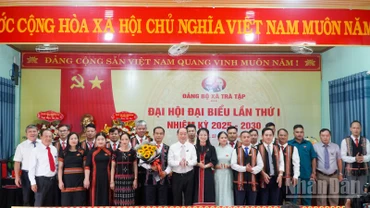 Ban Chấp hành Đảng bộ xã Trà Tập, nhiệm kỳ 2025-2030 ra mắt.