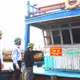 Các đơn vị chức năng của tỉnh Quảng Trị kiểm tra, niêm phong tàu cá “3 không” để quản lý chặt chẽ, cụ thể.
