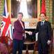 Bộ trưởng Ngoại giao Lê Hoài Trung đã có cuộc gặp với Bộ trưởng Ngoại giao Anh Yvette Cooper tại Trụ sở Bộ Ngoại giao Anh.