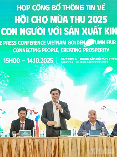 Ảnh - Trang 1 Thứ Trưởng Công Thương Nguyễn Sinh Nhật Tân; Thứ Trưởng Văn Hóa, Thể Thao Và Du Lịch Hồ An Phong Cùng Lãnh Đạo Các Đơn Vị Thuộc Hai Bộ Và Ủy Ban Nhân Dân Thành Phố Hà Nội Chủ Trì Họp Báo.