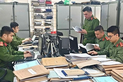 Công an phường Mỹ Đình 2, quận Nam Từ Liêm họp giao ban hằng ngày.