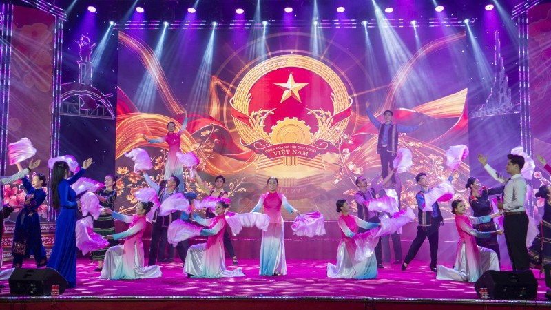 Một tiết mục nghệ thuật đặc sắc chào mừng thành công cuộc bầu cử đại biểu Quốc hội khóa XVI và bầu cử đại biểu Hội đồng nhân dân các cấp nhiệm kỳ 2026-2031.