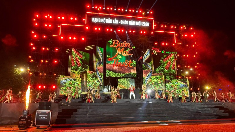 Chương trình nghệ thuật kích cầu du lịch và Chào năm mới 2026 với chủ đề “Rạng rỡ Đắk Lắk - Chào năm mới 2026”.