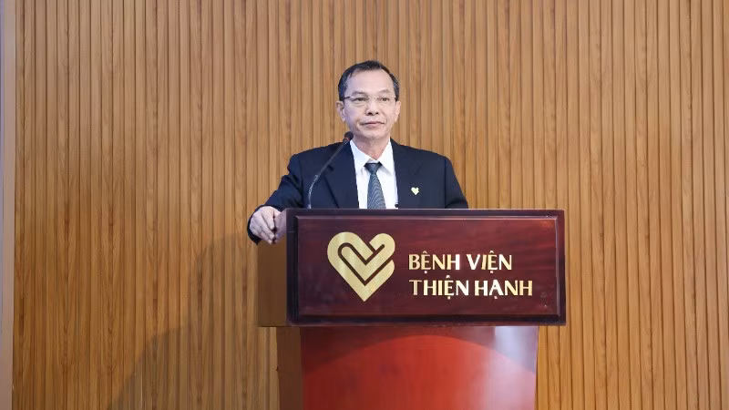 Bác sĩ chuyên khoa II Phan Trọng Nhơn, Phó Giám đốc Bệnh viện đa khoa Thiện Hạnh phát biểu khai mạc hội thảo.