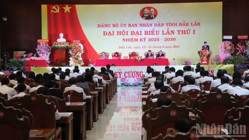 Quang cảnh đại hội.