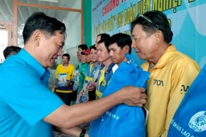 Điều chỉnh giảm mức đóng đoàn phí công đoàn từ ngày 1/7/2025. (Ảnh minh họa)