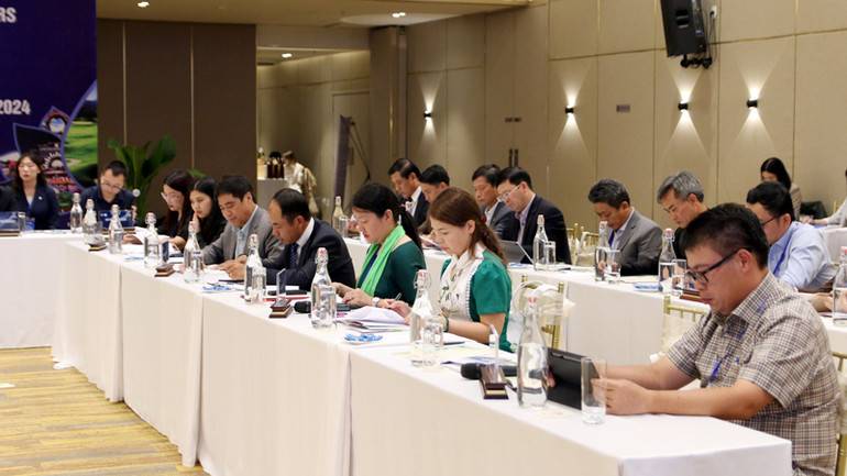 Lãnh đạo tỉnh Lâm Đồng và thành phố Đà Lạt tham dự hội nghị.