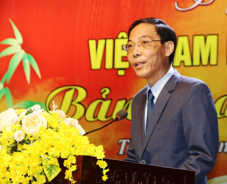 Lãnh đạo tỉnh Thanh Hóa phát biểu tại Ngày thơ Việt Nam.