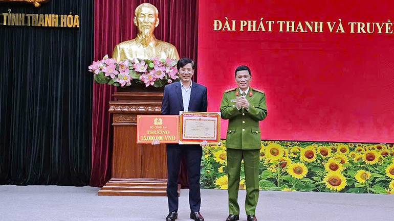 Bộ Công an tặng Bằng khen, thưởng cho Đài Phát thanh và Truyền hình tỉnh Thanh Hóa trong tuyên truyền phòng, chống ma túy.