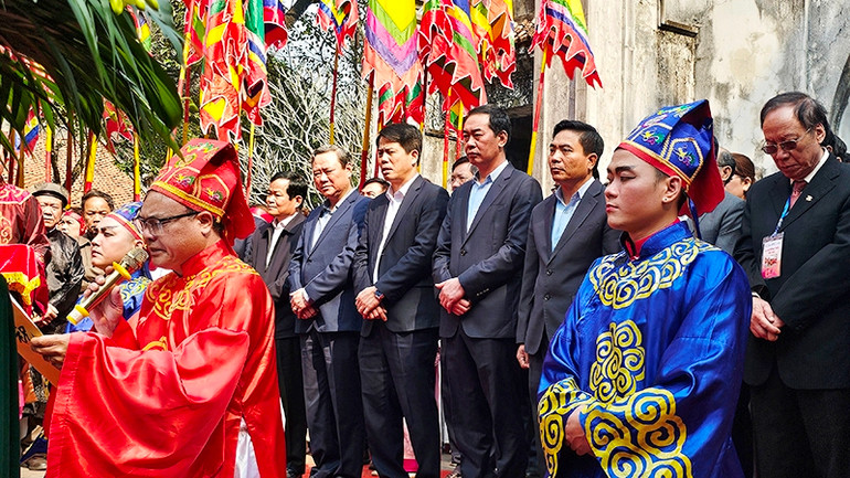 Nghi thức trình tấu chúc văn tri ân, tưởng niệm Bà Triệu.