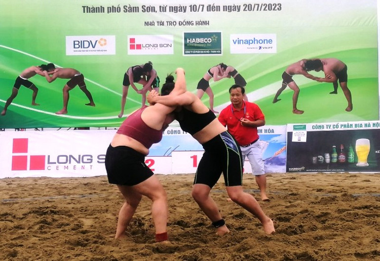 Thi đấu vật ở nội dung dành cho các nữ vận động viên. Thi đấu vật ở nội dung dành cho các nữ vận động viên.