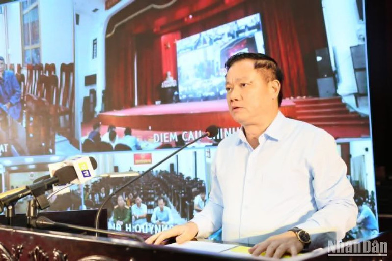 Chủ tịch Ủy ban nhân dân tỉnh Thái Bình Nguyễn Khắc Thận yêu cầu các địa phương tiếp tục rà soát kỹ, không để sót đối tượng được hưởng chương trình xóa nhà tạm, nhà dột nát theo Đề án của tỉnh.