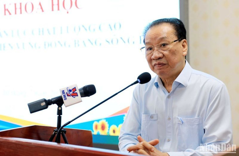 Giáo sư, Tiến sĩ Phùng Hữu Phú, Chuyên gia cao cấp của Trường đại học Thái Bình đánh giá cao việc tổ chức Hội thảo khoa học đã hướng đến những khát vọng phát triển của các địa phương Đồng bằng sông Hồng.