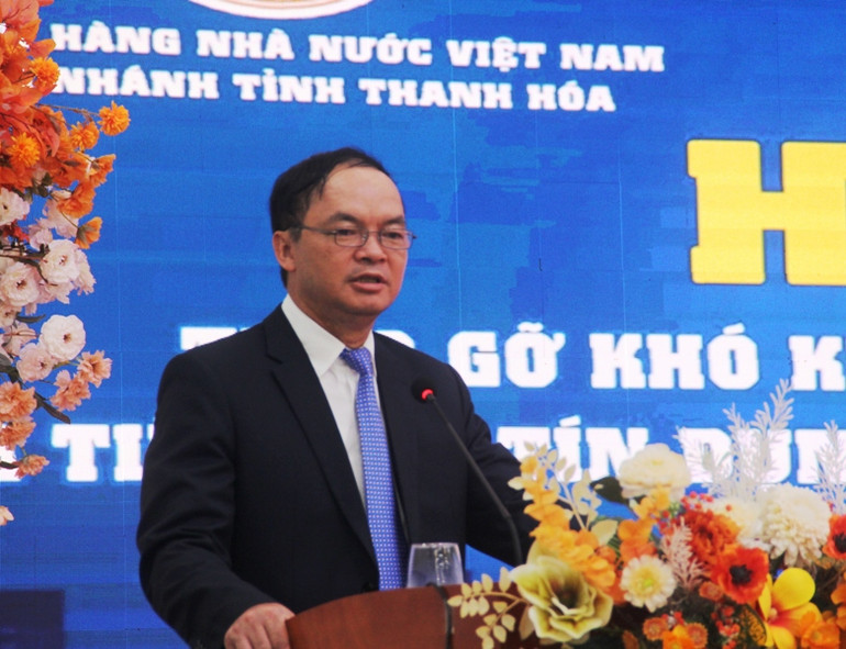 Lãnh đạo Ngân hàng Nhà nước chi nhánh Thanh Hóa phát biểu tại hội nghị.