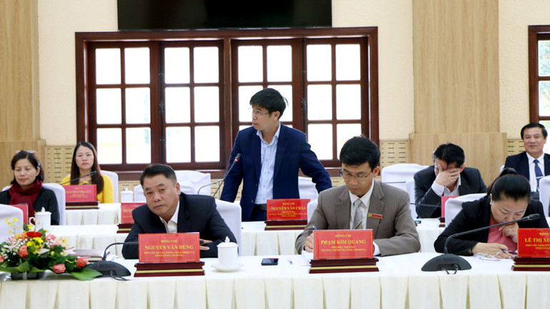 Đại biểu phát biểu ý kiến tại hội thảo.