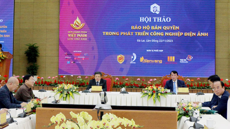 Thứ trưởng Đoàn Văn Việt và Phó Chủ tịch Ủy ban nhân dân tỉnh Lâm Đồng Phạm S chủ trì hội thảo. Thứ trưởng Đoàn Văn Việt và Phó Chủ tịch Ủy ban nhân dân tỉnh Lâm Đồng Phạm S chủ trì hội thảo.