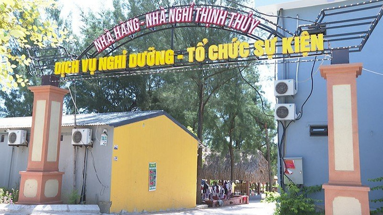 Ông Lê Văn Thịnh đề nghị được tồn tại công trình vi phạm trật tự xây dựng. Ông Lê Văn Thịnh đề nghị được tồn tại công trình vi phạm trật tự xây dựng.