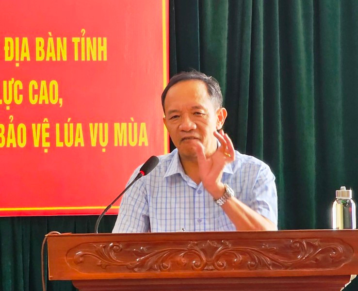 Đại diện huyện Nông Cống trao đổi, chia sẻ kinh nghiệm tiêm chủng.