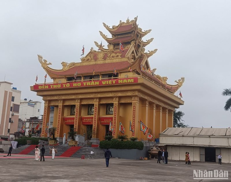 Đền thờ Tổ họ Trần Việt Nam.