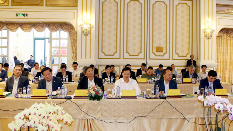 Đại biểu tham dự hội nghị. Đại biểu tham dự hội nghị.