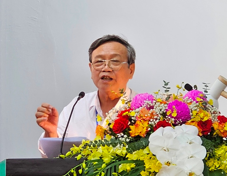 Đại diện Đoàn Chủ tịch kết luận hội thảo. Đại diện Đoàn Chủ tịch kết luận hội thảo.