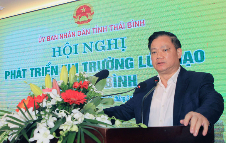 Đồng chí Nguyễn Khắc Thận, Chủ tịch Ủy ban nhân dân tỉnh Thái Bình, mong muốn các doanh nghiệp đóng góp nhiều ý kiến tâm huyết, giúp địa phương mở rộng hơn nữa thị trường tiêu thụ lúa gạo.