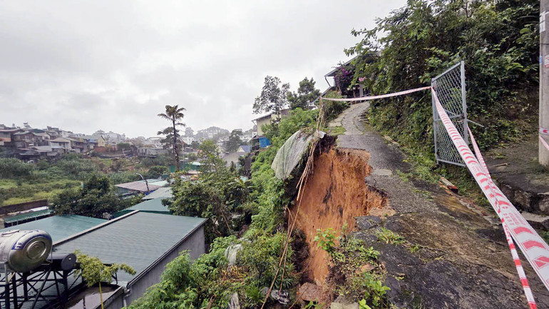 Hiện trường vụ sạt lở.