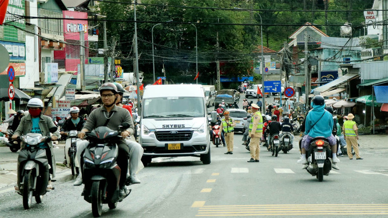 Đường phố Đà Lạt dịp Lễ 2/9. Đường phố Đà Lạt dịp Lễ 2/9.