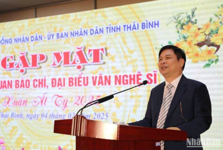 Phó Chủ tịch Ủy ban nhân dân tỉnh Thái Bình Phạm Văn Nghiêm mong muốn các cơ quan báo chí và văn nghệ sĩ đồng hành cùng địa phương để tiếp tục lan tỏa thông tin tích cực trong năm 2025.