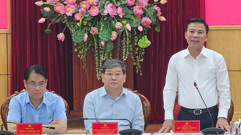 Đại diện tỉnh Thanh Hóa trao đổi, thông tin thêm tại diễn đàn.