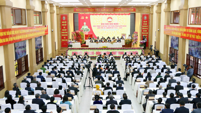 Quang cảnh đại hội.
