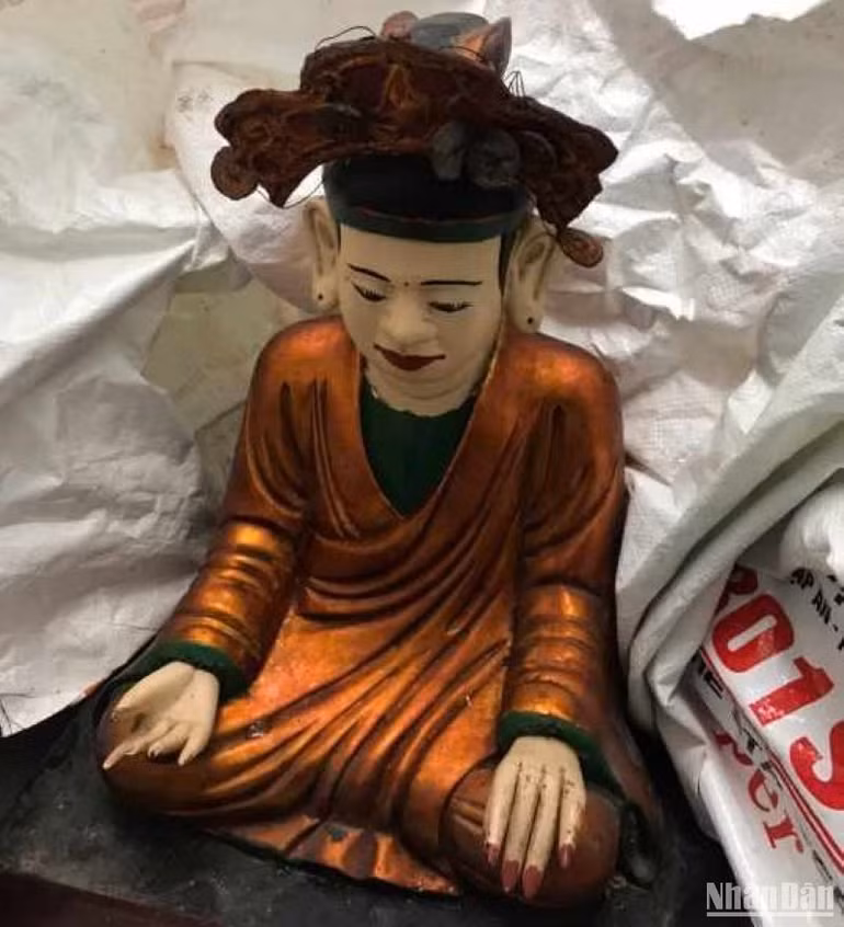 Một số vật chứng thu giữ trong chuyên án 0924T có giá trị thẩm mỹ cao.