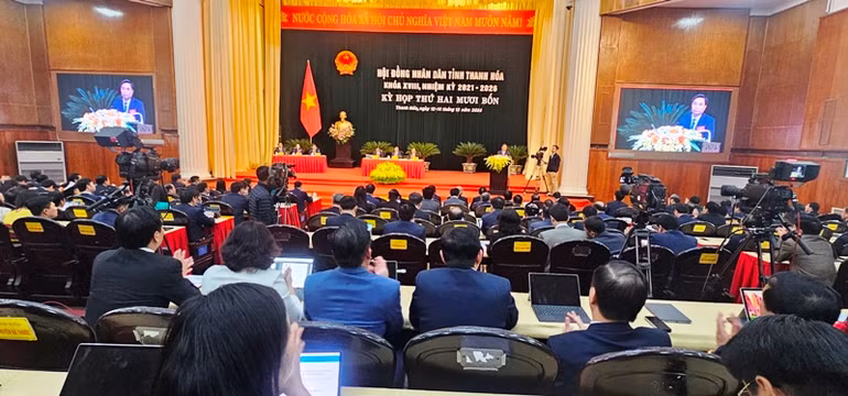 Quang cảnh kỳ họp lần thứ thứ 24, Hội đồng nhân dân tỉnh Thanh Hóa khóa 18.