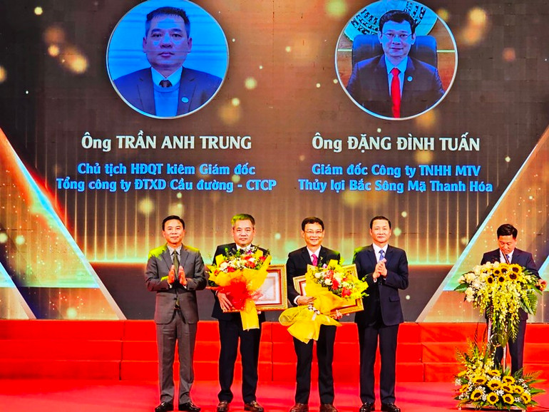 Hai doanh nhân ở Thanh Hóa có thành tích xuất sắc trong giai đoạn 2018-2022 vinh dự đón Bằng khen của Thủ tướng Chính phủ.