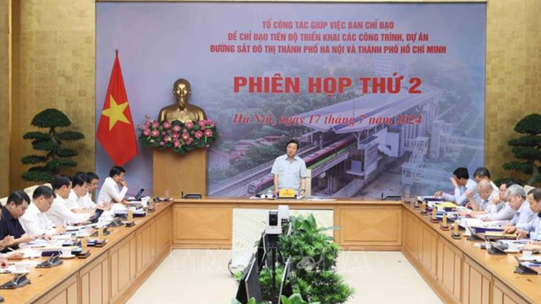 Phó Thủ tướng Trần Hồng Hà, Tổ trưởng Tổ công tác giúp việc Ban Chỉ đạo phát biểu. (Ảnh: TTXVN) Phó Thủ tướng Trần Hồng Hà, Tổ trưởng Tổ công tác giúp việc Ban Chỉ đạo phát biểu. (Ảnh: TTXVN)