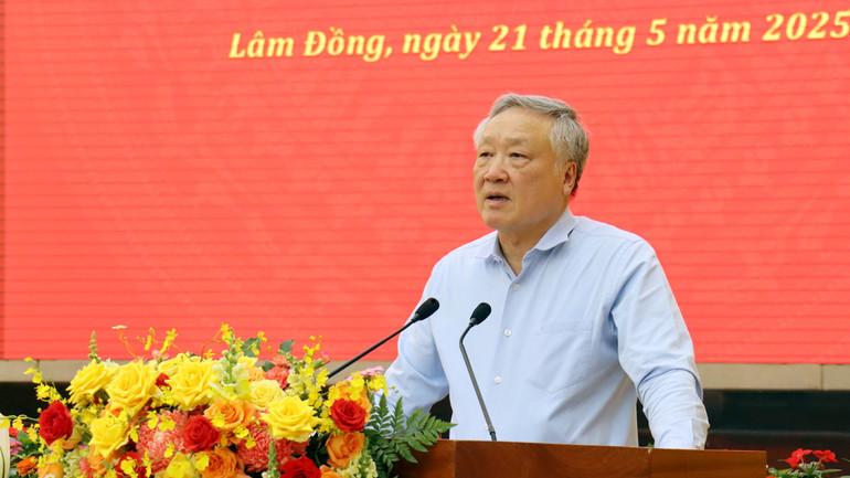 Phó Thủ tướng Thường trực Chính phủ Nguyễn Hòa Bình bày tỏ vui mừng khi chủ trương của Trung ương về sáp nhập 3 tỉnh được sự đồng tình, ủng hộ rất cao của nhân dân địa phương.