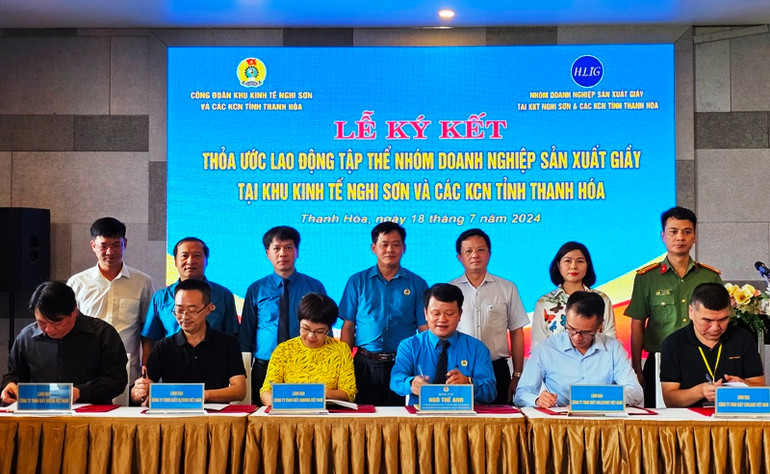 Công đoàn cùng nhóm doanh nghiệp ký thỏa ước lao động chung. Công đoàn cùng nhóm doanh nghiệp ký thỏa ước lao động chung.